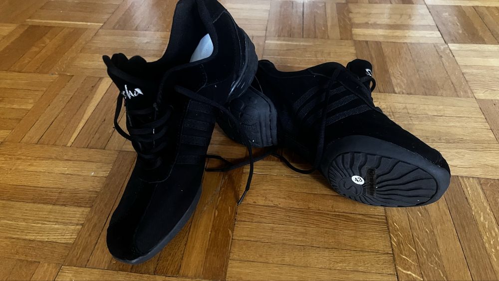 Buty czarne nowe , męskie- do tańca , ćwiczeń
