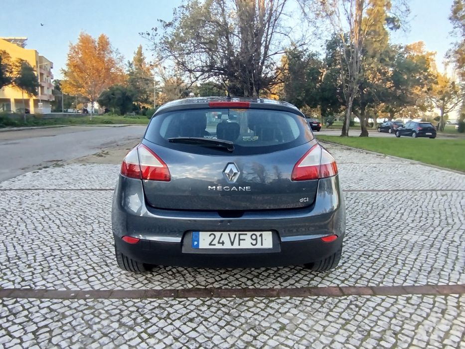 Renault Megane fase III 1.5 DCI 2015 Em óptimo estado.