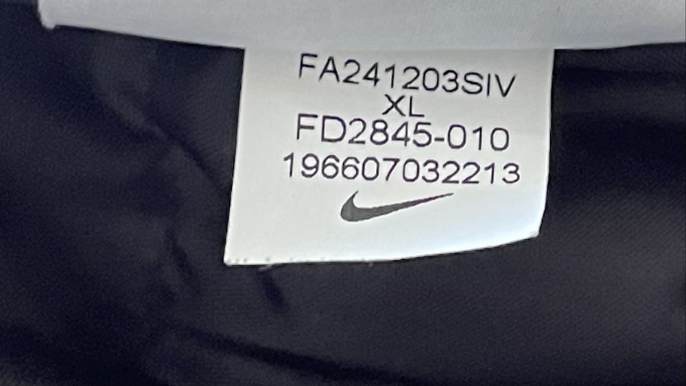 Kurtka puchowa Nike, oryginalna