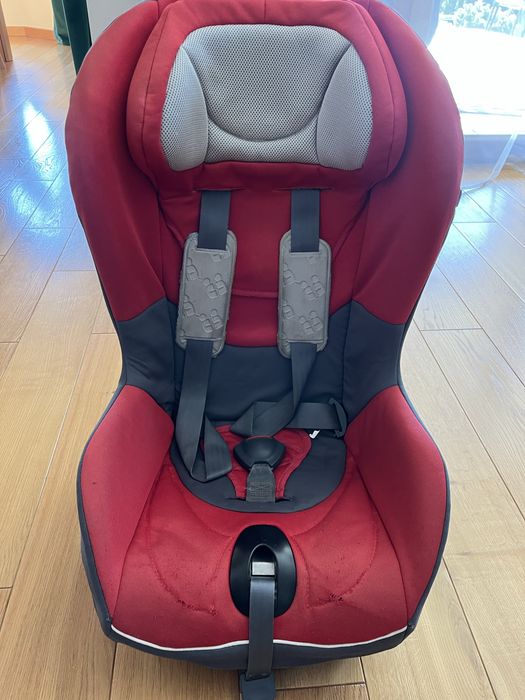 Fotelik samochodowy Chicco 9-18 kg