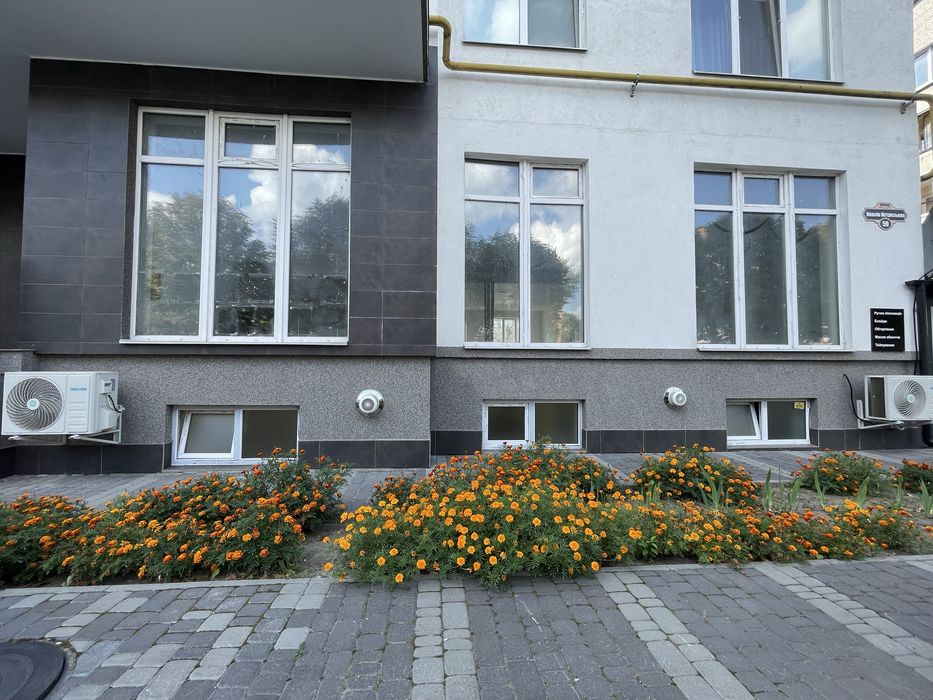 Оренда приміщення 190м2  Центр Фасад Новобудова ЖК Княжий