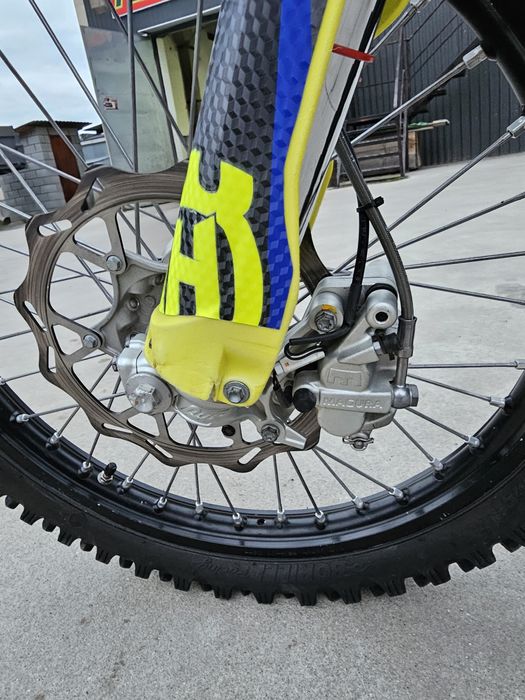 Продам Хаску FE 250