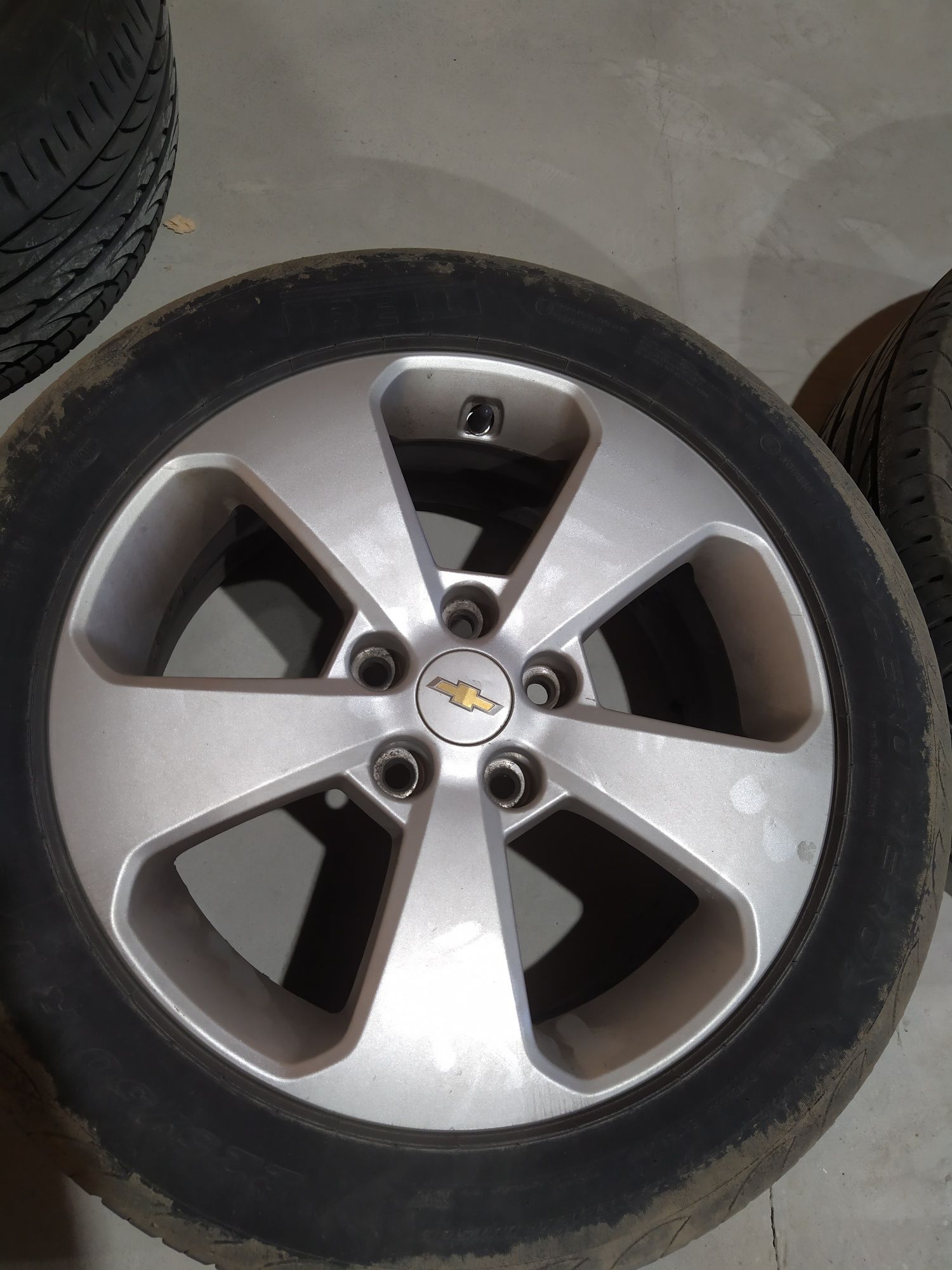 Opony z alufelgami chevrolet  cruze diesel 5x115 17' letnie