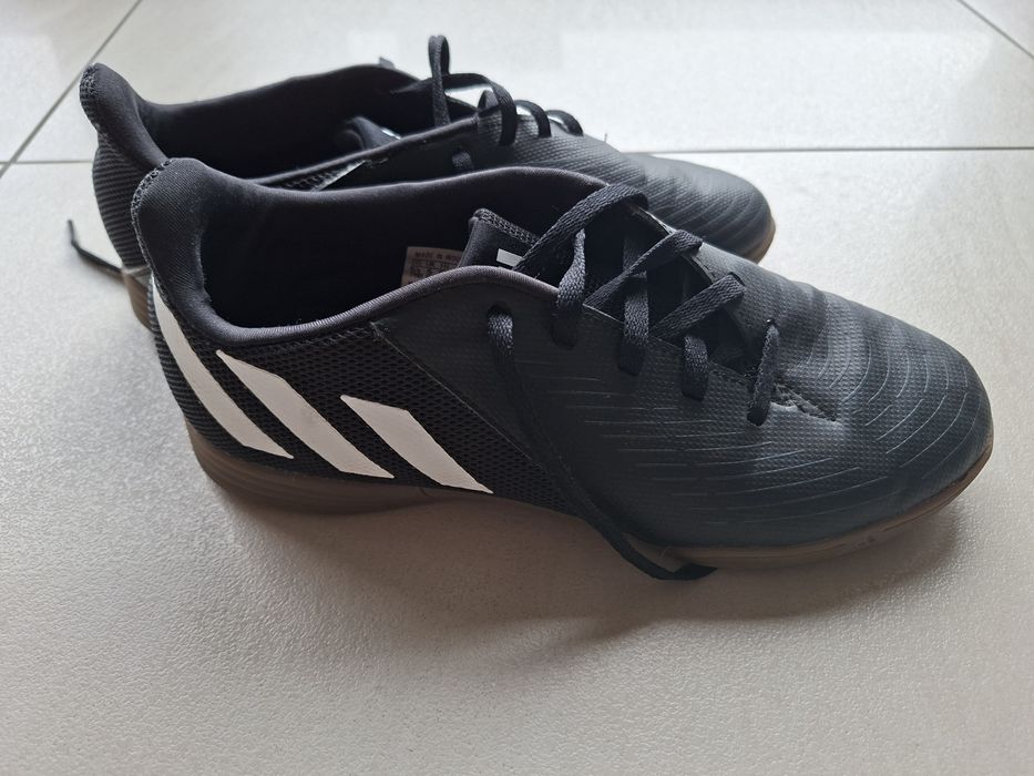 Buty halowe halówki Adidas r. 38 stan idealny