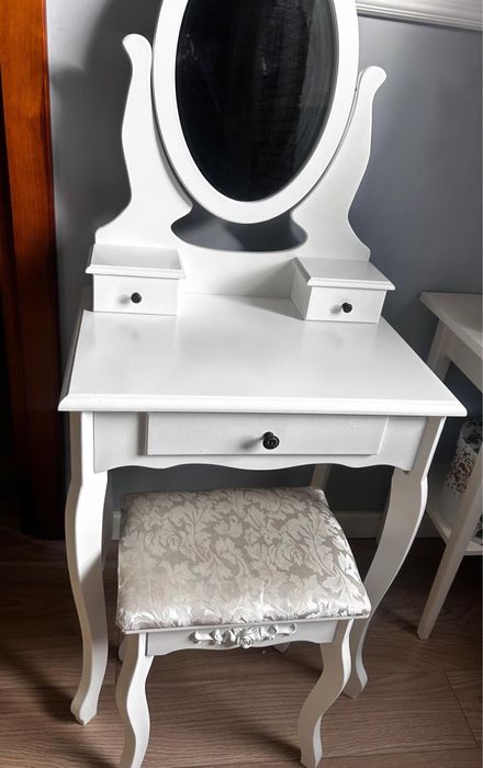 Toaletka dla dziewczynek