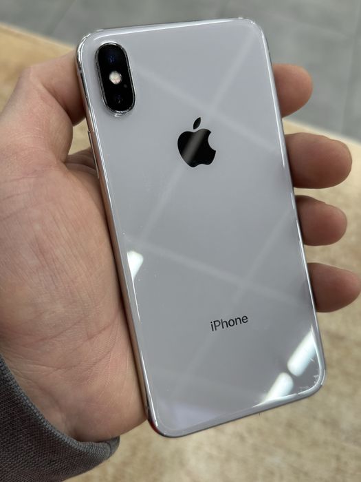 Терміново продам iPhone X / 256 ГБ / хороший стан