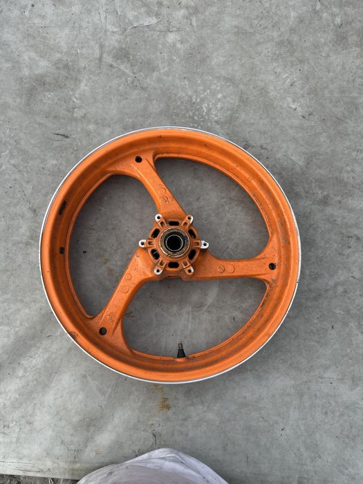 Felga przod honda cbr 1000rr sc57b sc57a