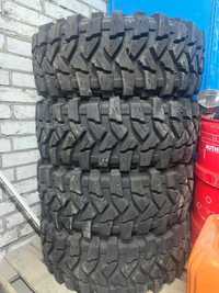 Продам болотні шини Raptor МТ 245/70 R16 з дисками