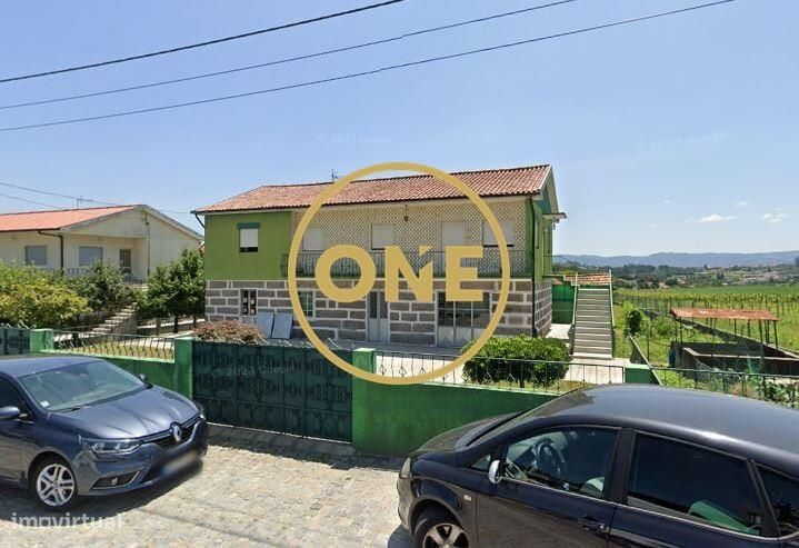 Loja para Arrendamento em Vermoim