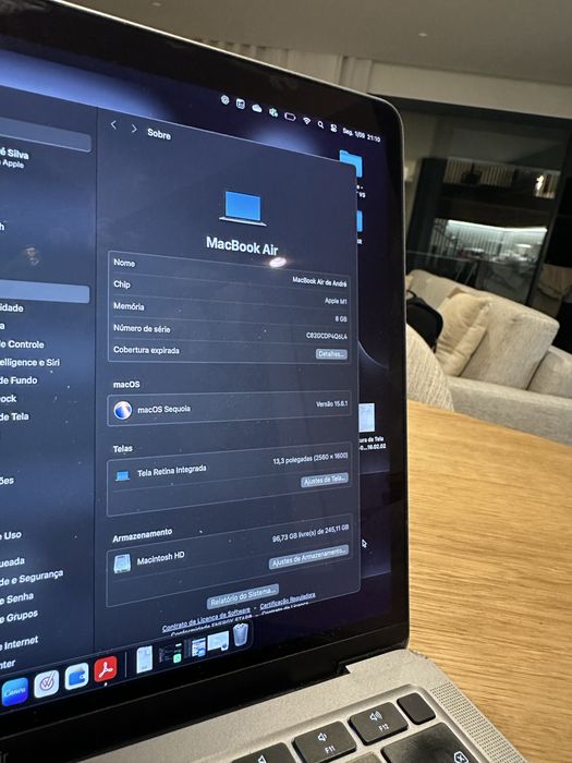 MacBook Air 2020 M1 – 8GB RAM, 250GB