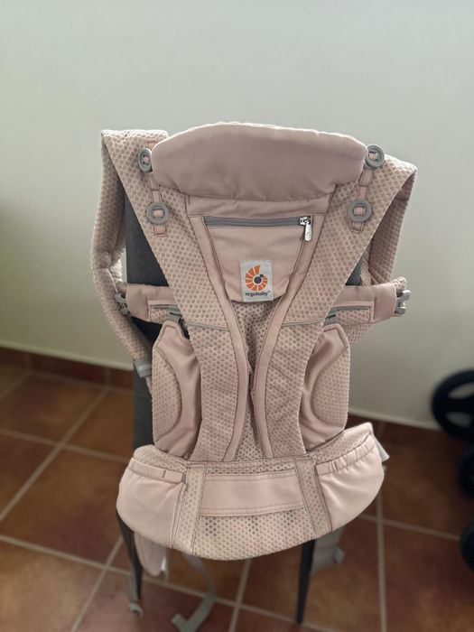 Marsupio Ergobaby cor de rosa