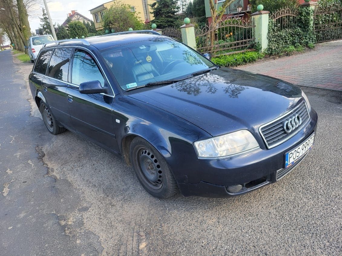 Audi A6 z gazem.