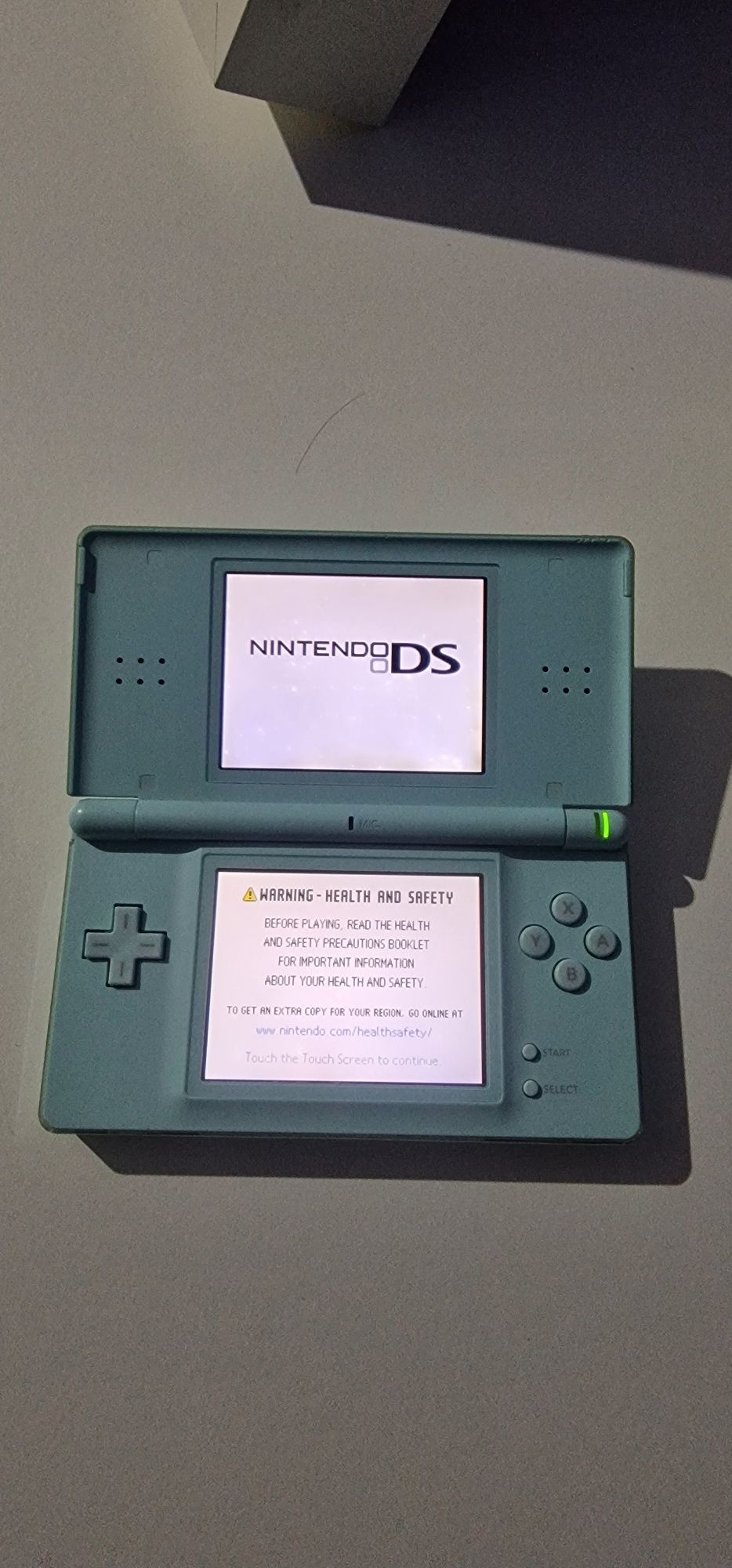 Vendo nintendo DS lite 1 jogo
