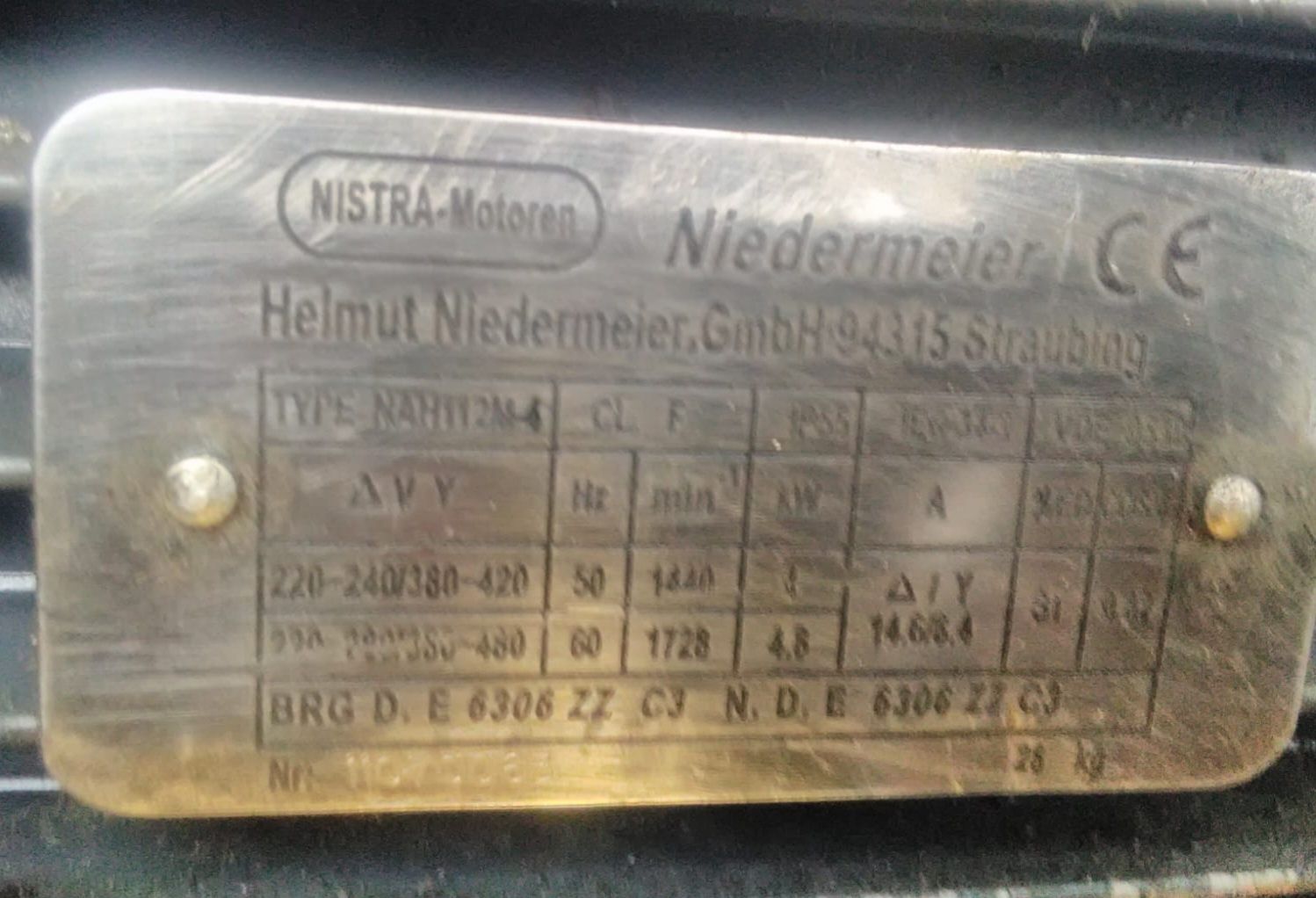 Silnik elektryczny, koła pasowe.