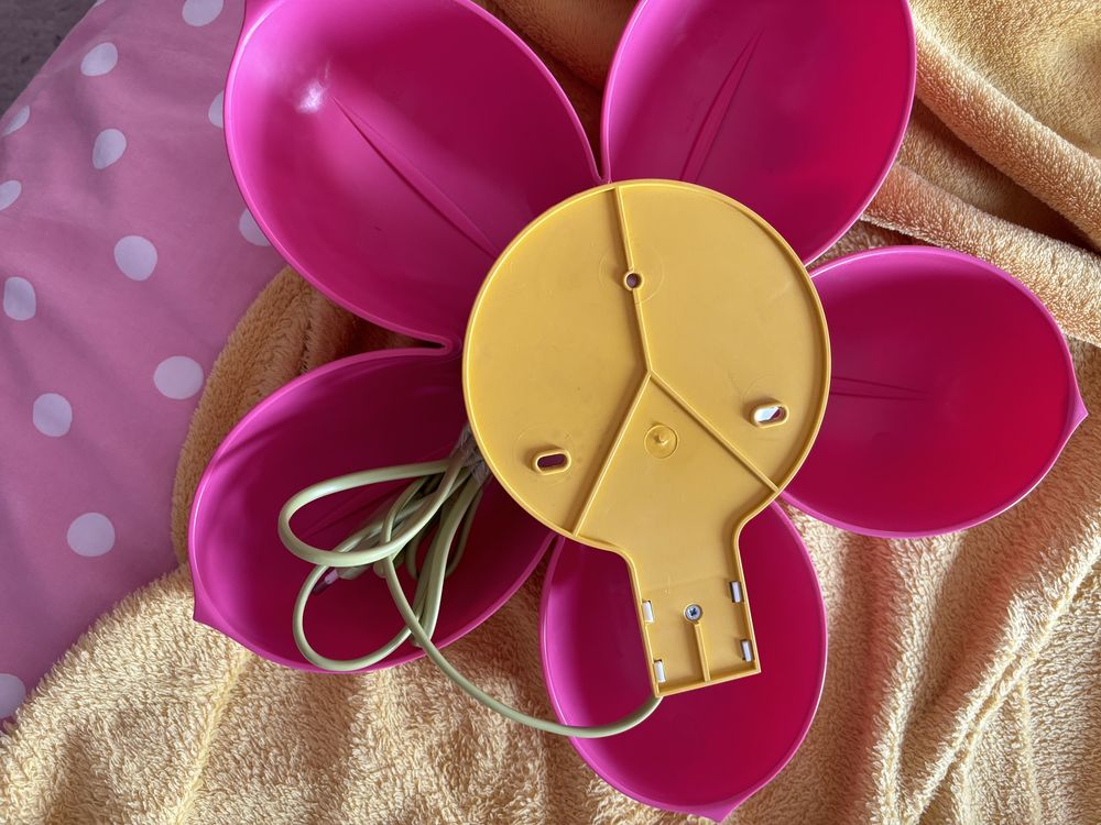 Candeeiro de parede flor rosa
