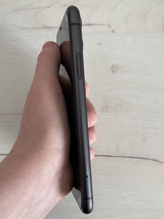Apple iPhone 11, 256 gb, 83%
