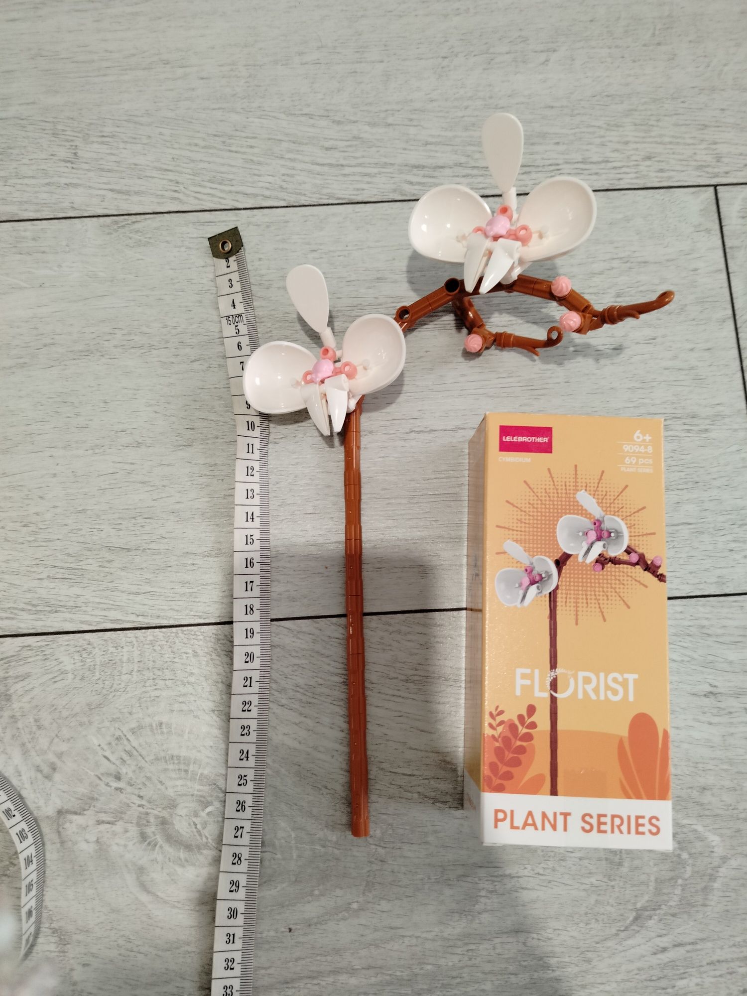 Kwiat z klocków florist