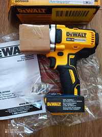 DeWalt DCF896 20V Max Brushless Impact Wrench w/ tool connect