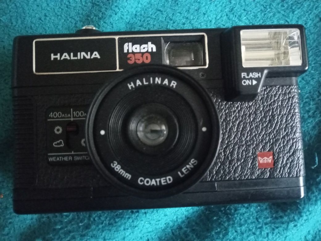 Оригінальний плівковий фотоапарат Halina Flash 350