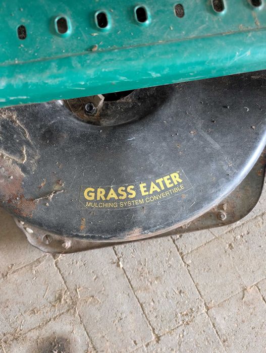 Kosiarka traktorek Weed Eater – silnik Briggs & Stratton