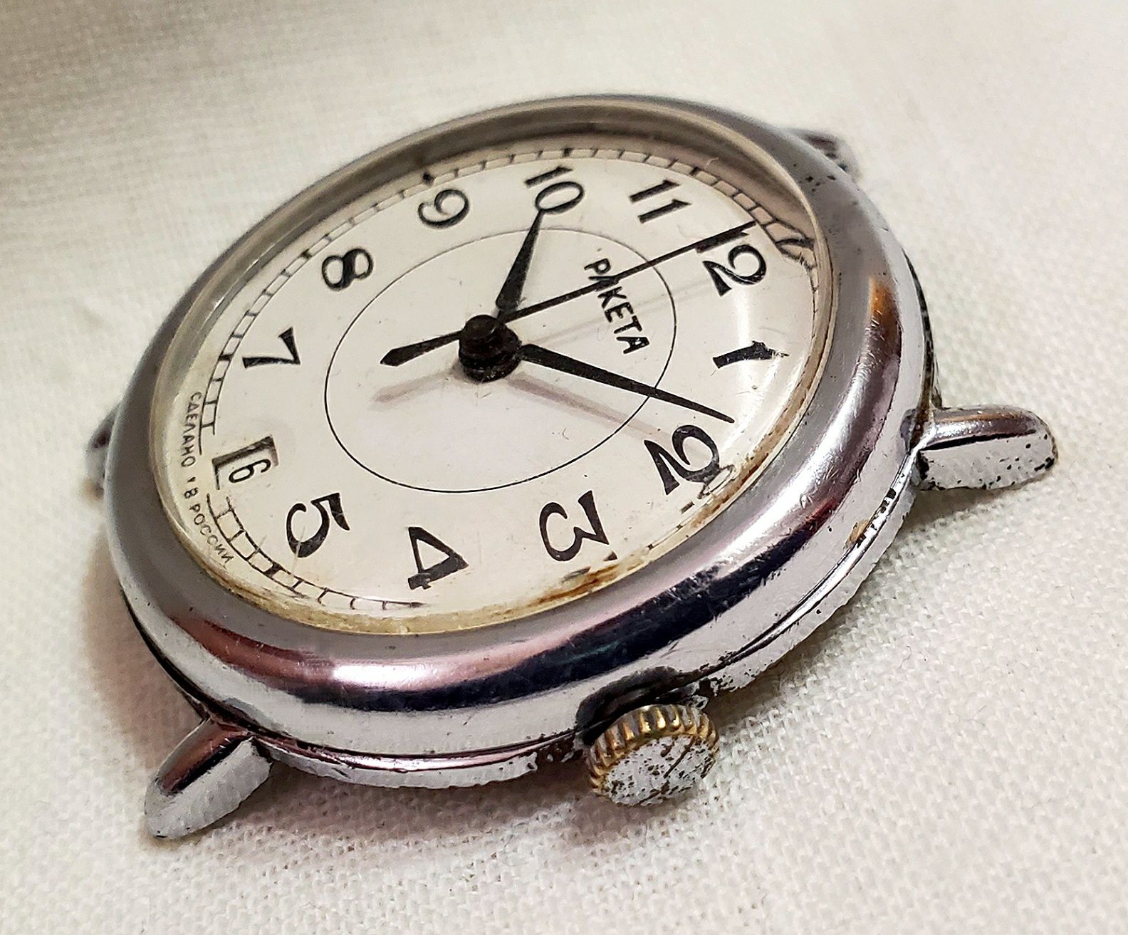 Часы Ракета мужские светлый циферблат 19 камней 1990 года марка ссср