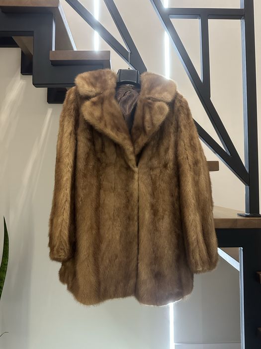 Норкові шуби оптом