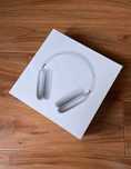 Apple AirPods Max Headphones Silver