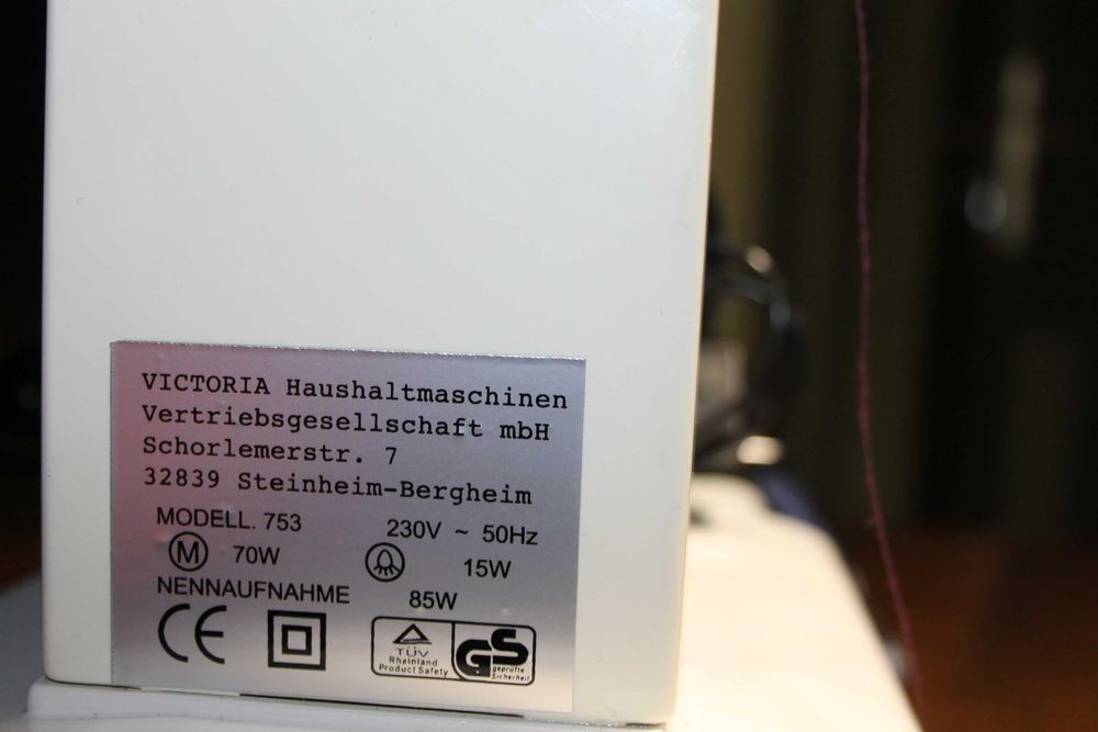 Maszyna do szycia Victoria po serwisie z gwarancją