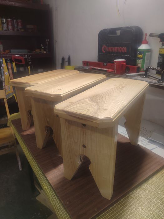 Стільчик з Ясену