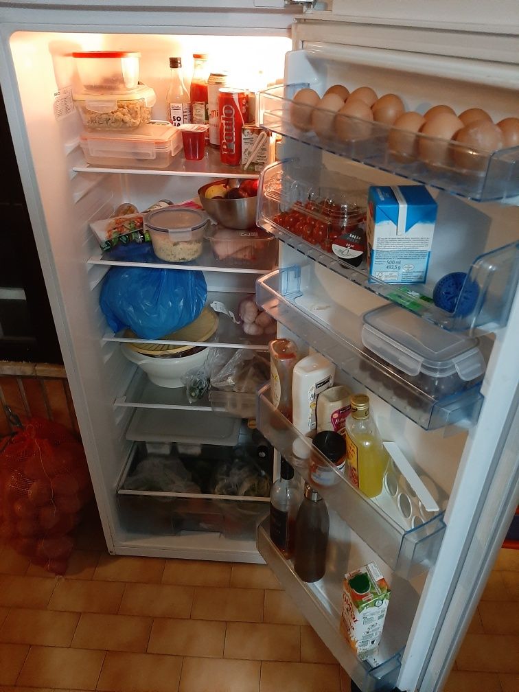 Frigorífico BEKO  em Bom Estado