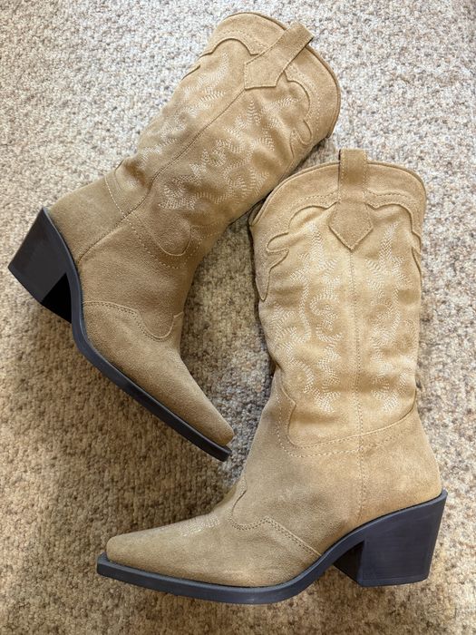 козаки/чоботи zara 37 розмір
