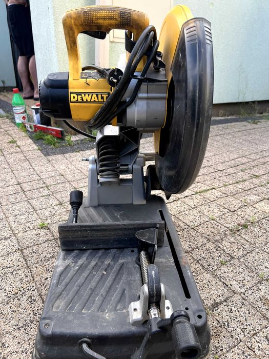 Piła do metalu DeWalt DW872