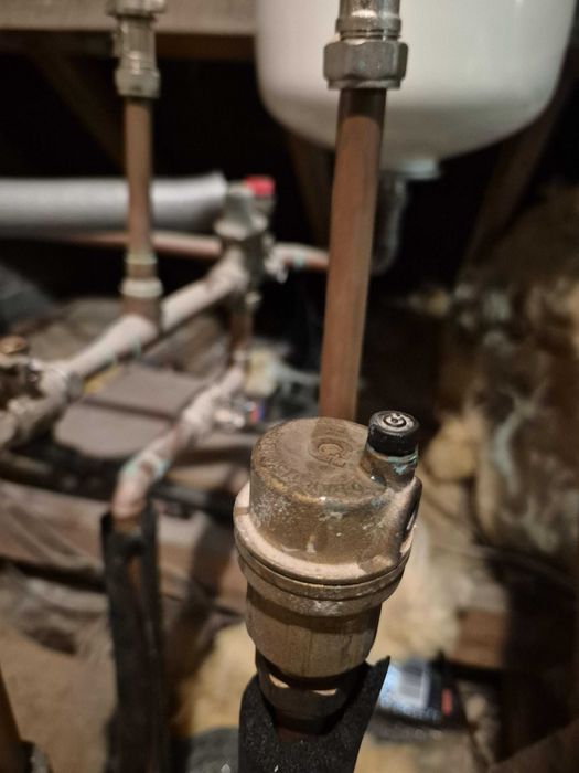 Czyszczenie instalacji CO chemią / podłogówka / grzejniki / rury