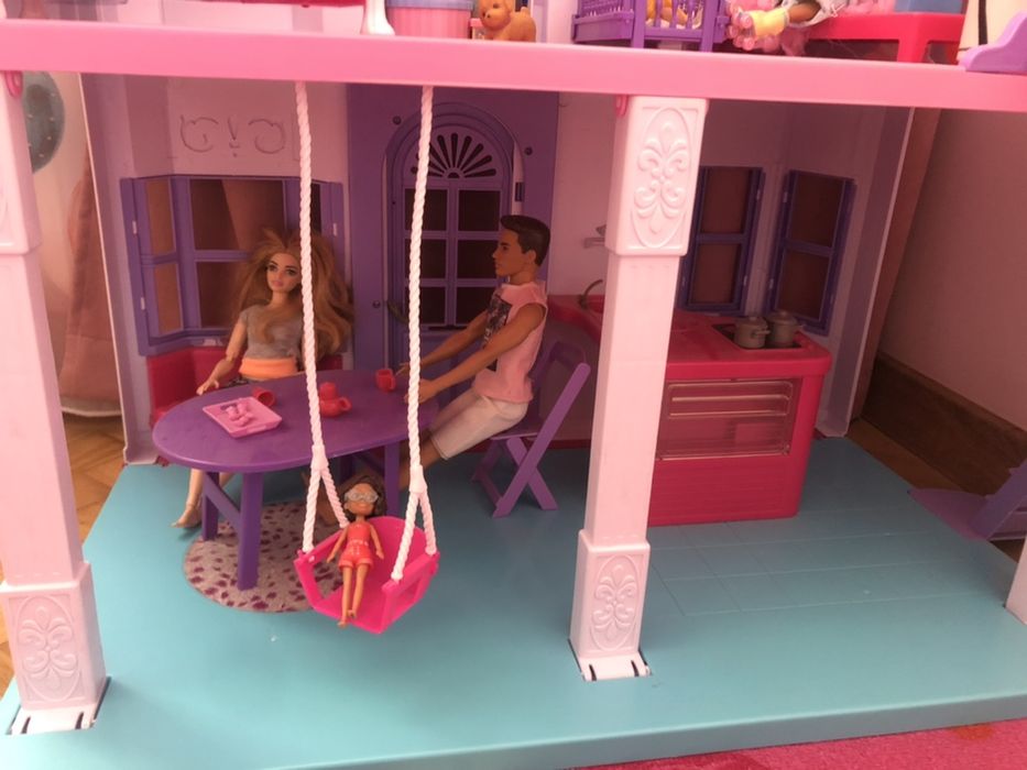 Будинок, будиночок для ляльок