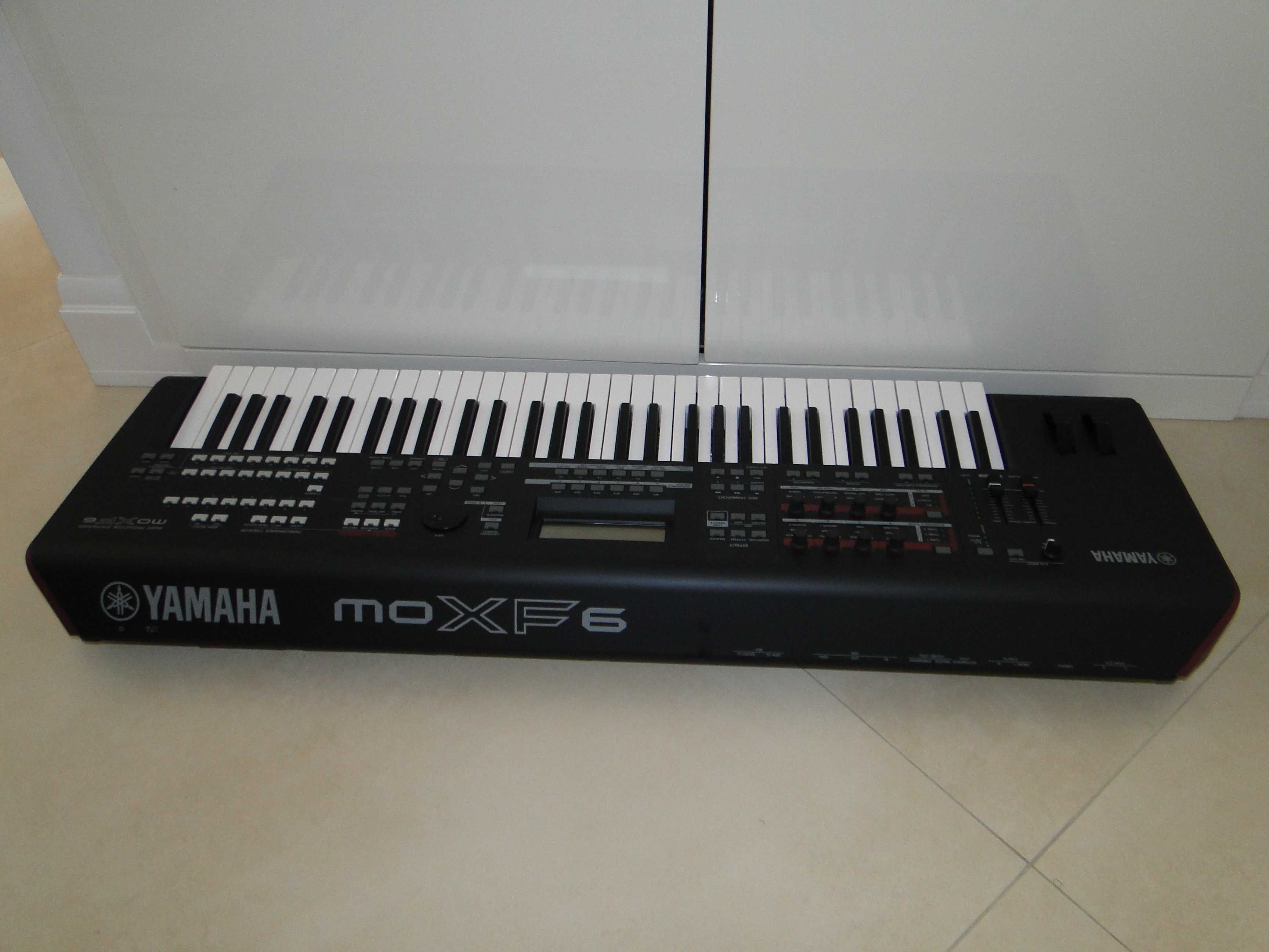 Zawodowy Syntezator YAMAHA MOXF6.Ideał+Futerał.Mega Okazja