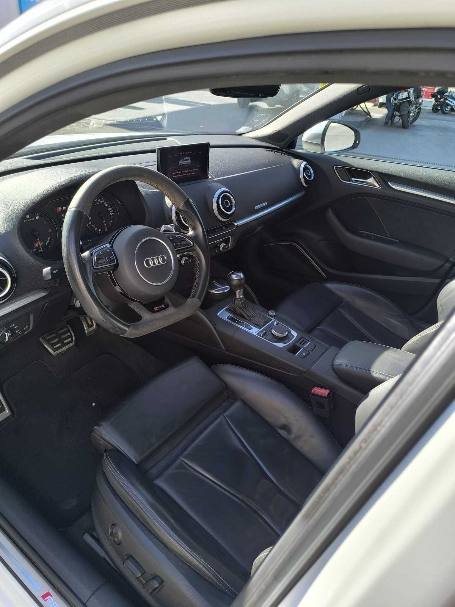 Audi RS3 , carro em excelentes condições