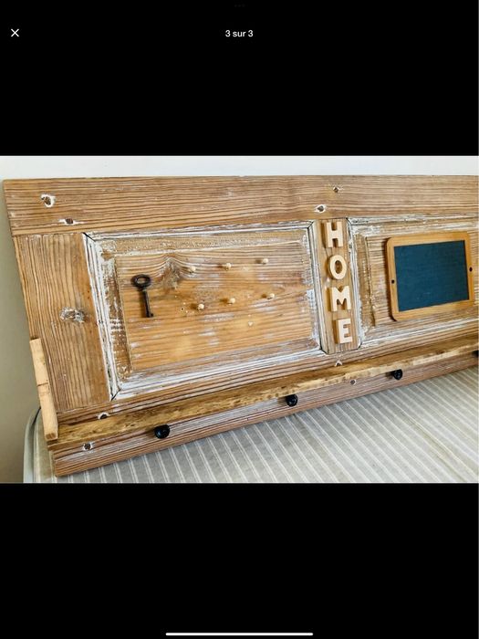 Cabideiro em madeira