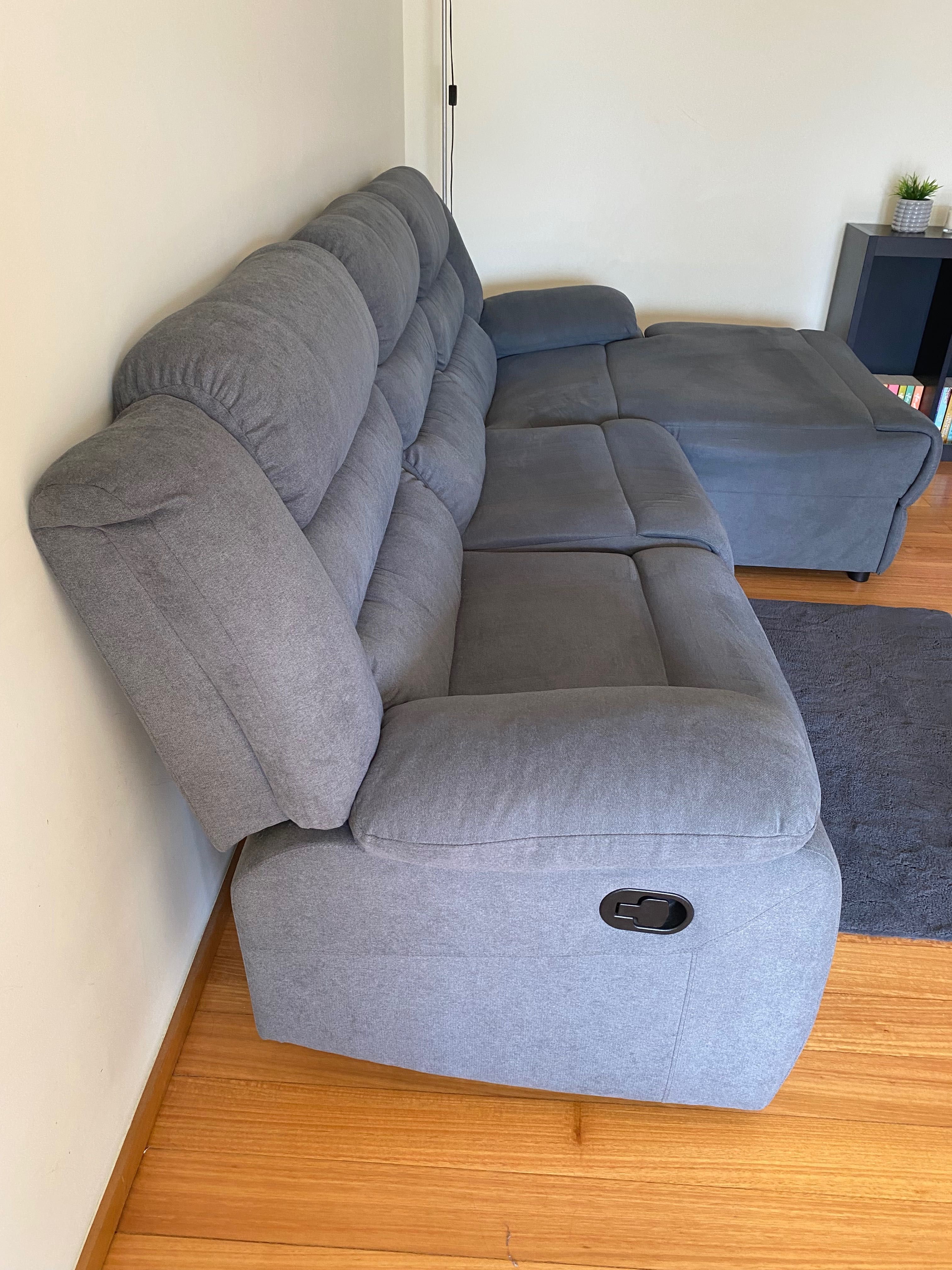Sofá com chaise longue