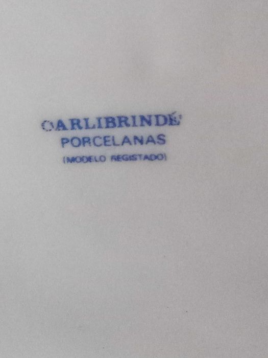 Bule para chá de porcelana portuguesa antigo