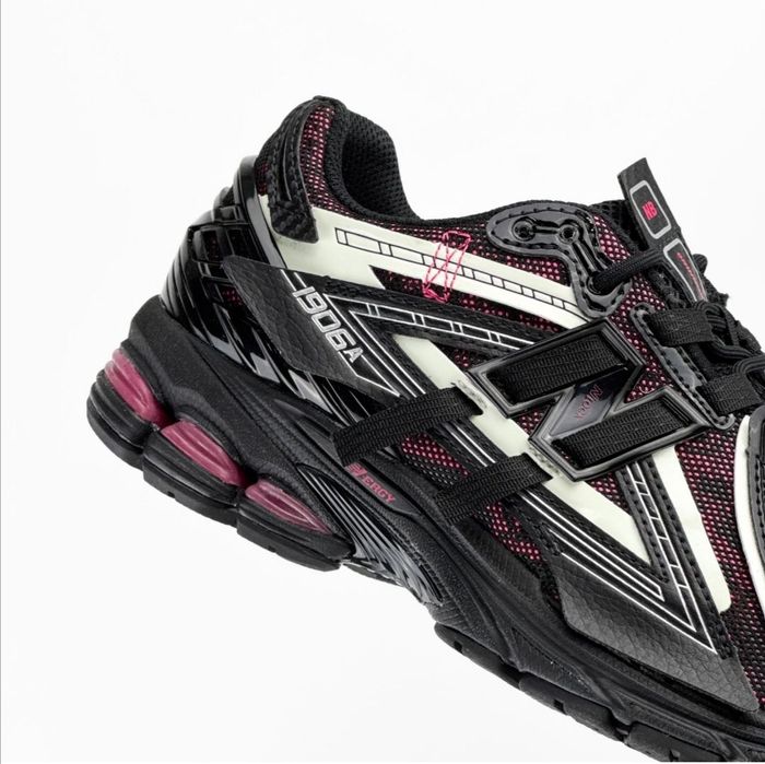 Чоловічі кросівки New Balance 1906A Dragon Berry 2025