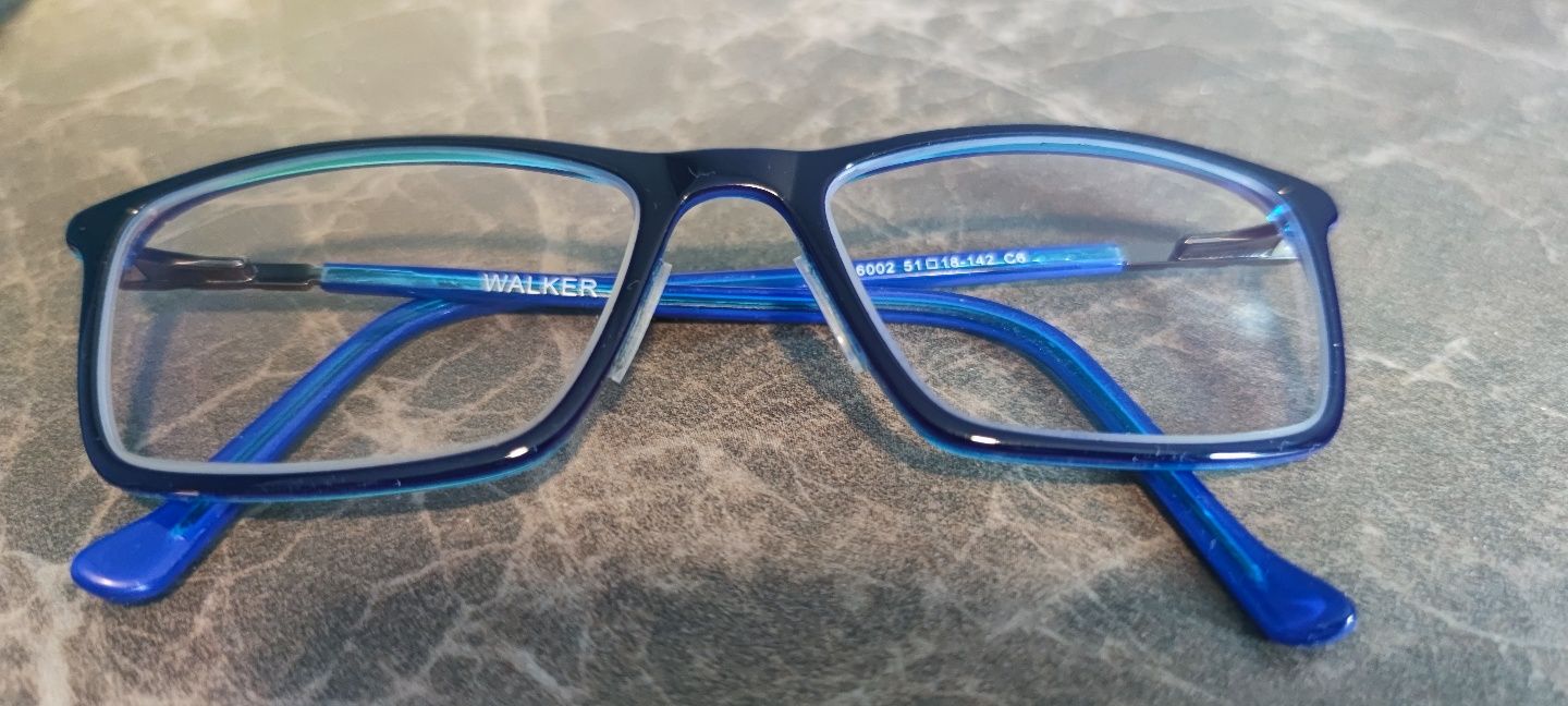 Okulary korekcyjne niebieskie chłopak Walker Kodano optyk
