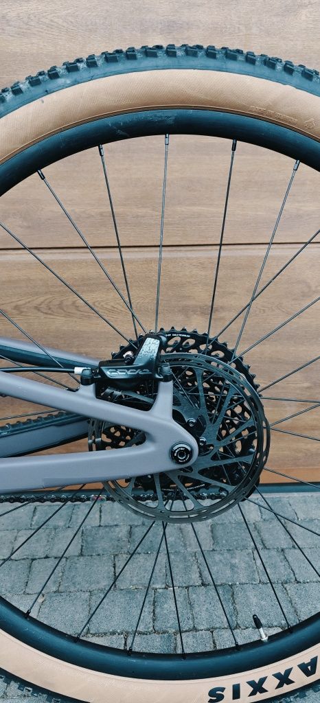 Rower Santa Cruz Tallboy S-Kit