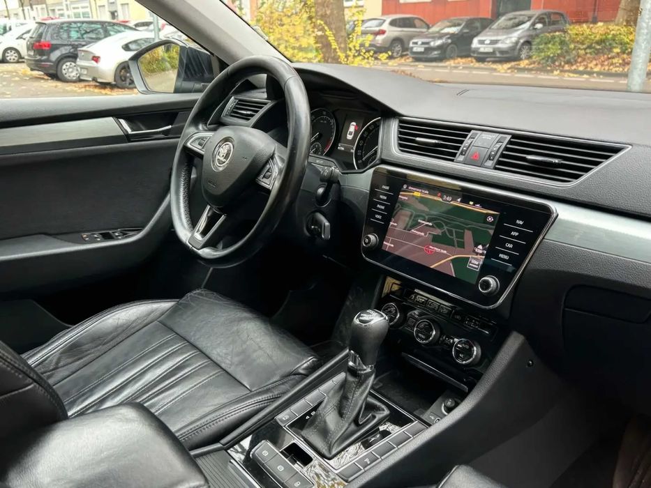 Skoda Superb      2018