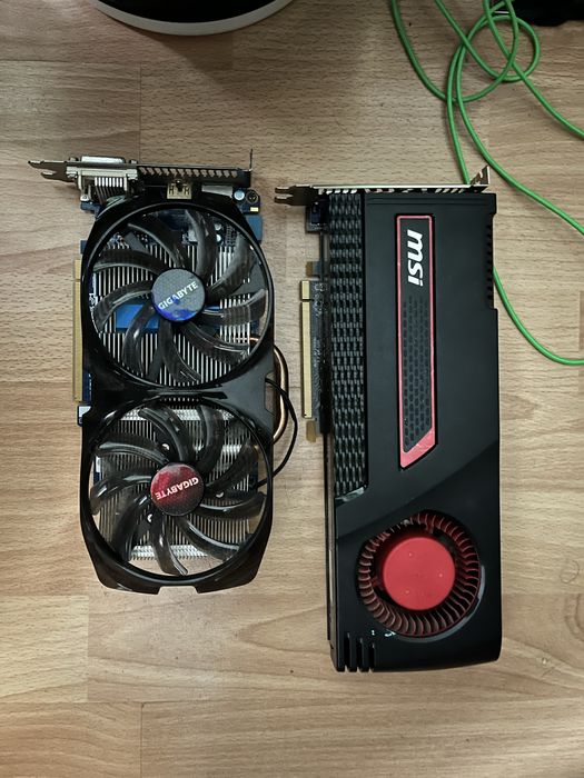 Dwie karty graficzne msi gigabyte