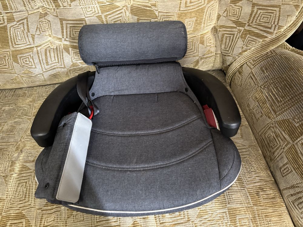 Автокрісло-бустер Welldon Travel Pad IsoFix (графітовий) PG09-TP95-001