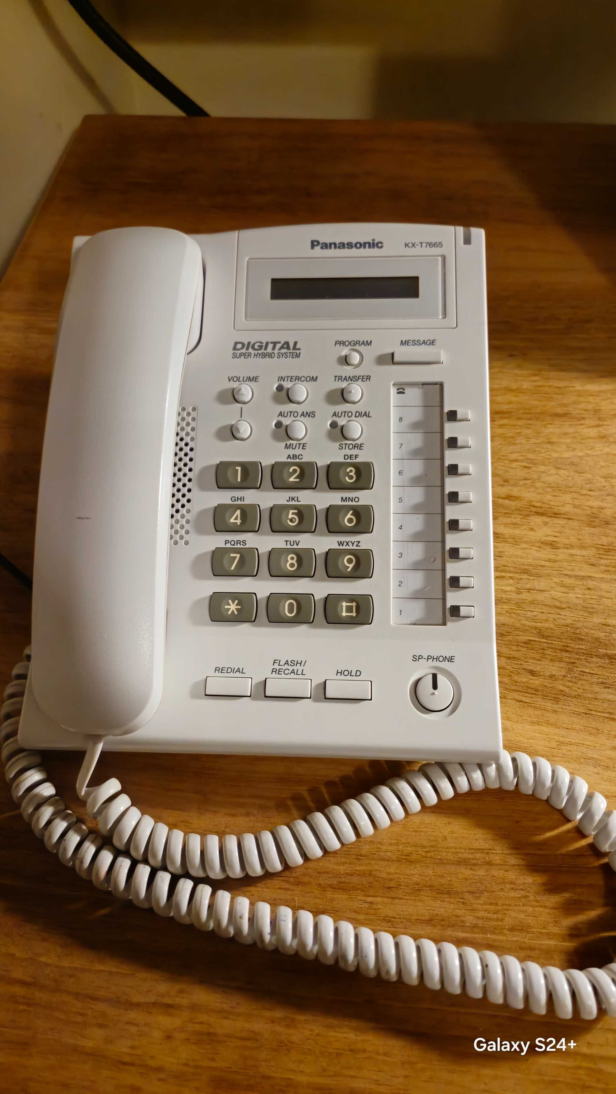 Telefon Panasonic KX-T7665