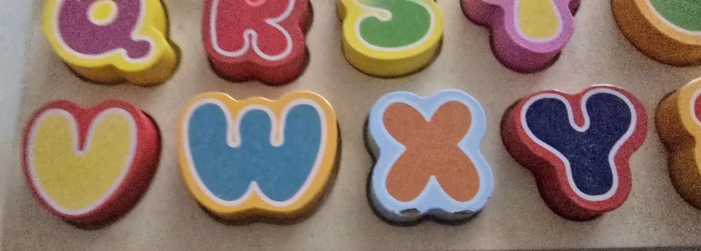 Puzzle drewniany alfabet montessori