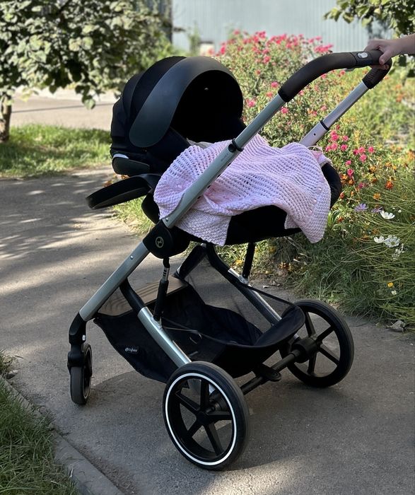 Автолюлька Cybex Cloud Z2 (розкладається в лежаче положення)