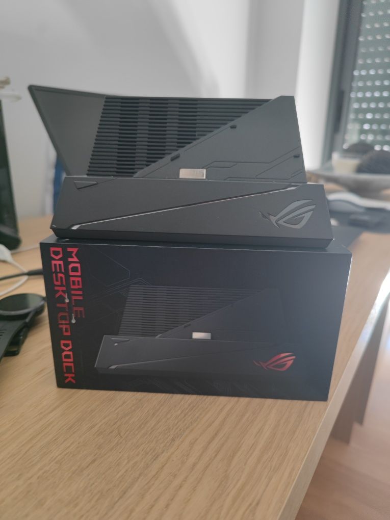Mobile Desktop Dock II  ASUS  ROG Phone II