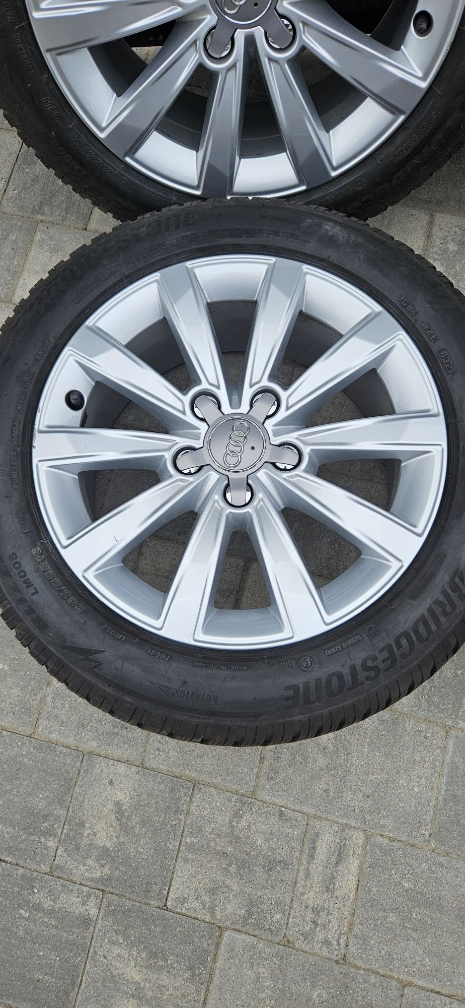 Alufelgi felgi koła audi a3 a4 8v0 7x16 5x112 205/55r16